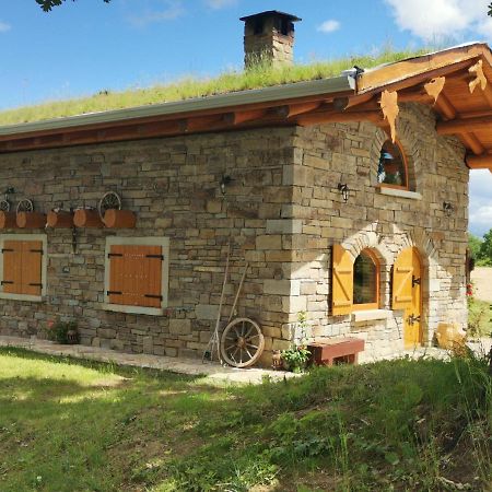 Cabana Casa De Piatra, De La Mara Deseşti Eksteriør bilde