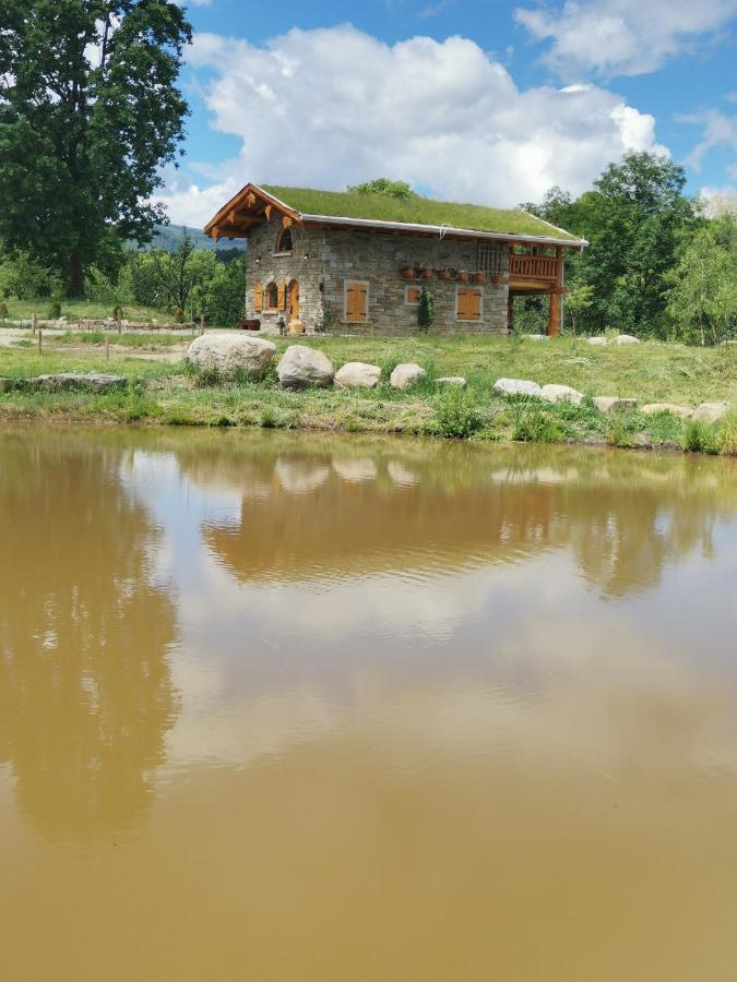 Cabana Casa De Piatra, De La Mara Deseşti Eksteriør bilde
