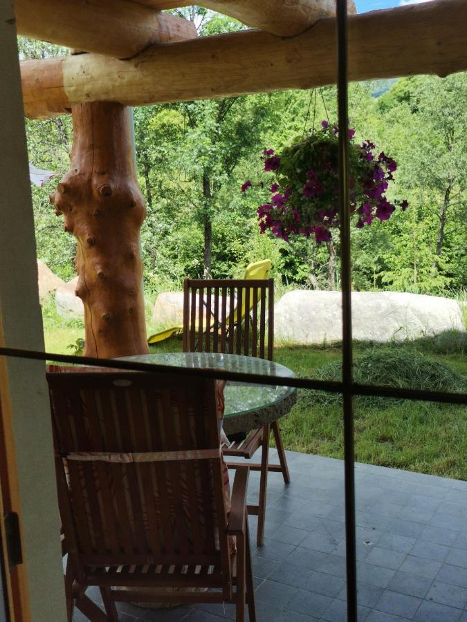 Cabana Casa De Piatra, De La Mara Deseşti Eksteriør bilde
