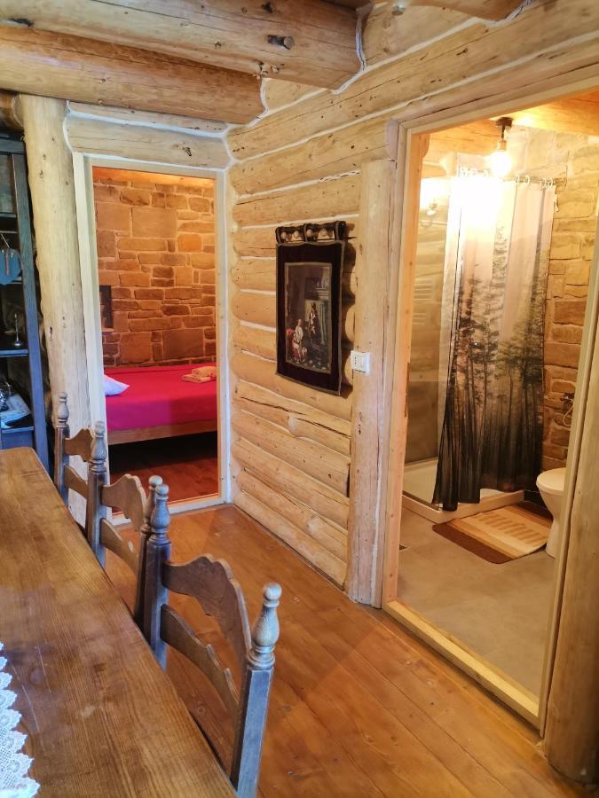 Cabana Casa De Piatra, De La Mara Deseşti Eksteriør bilde