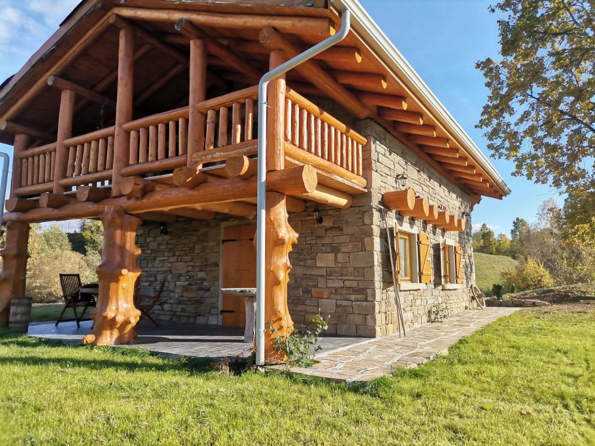 Cabana Casa De Piatra, De La Mara Deseşti Eksteriør bilde