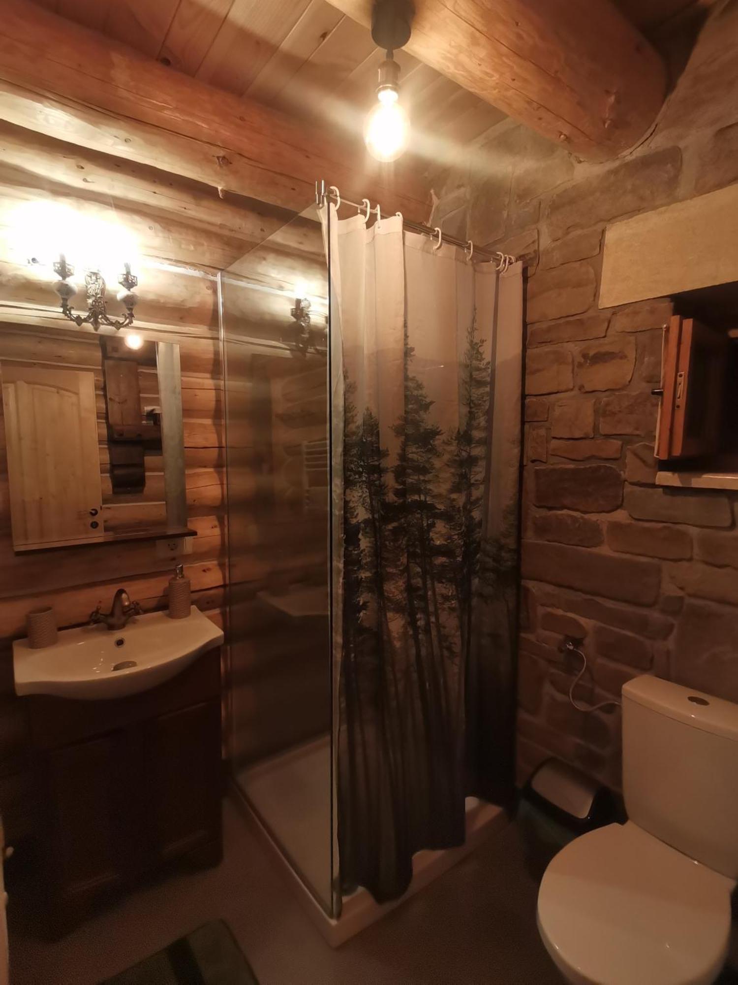Cabana Casa De Piatra, De La Mara Deseşti Eksteriør bilde